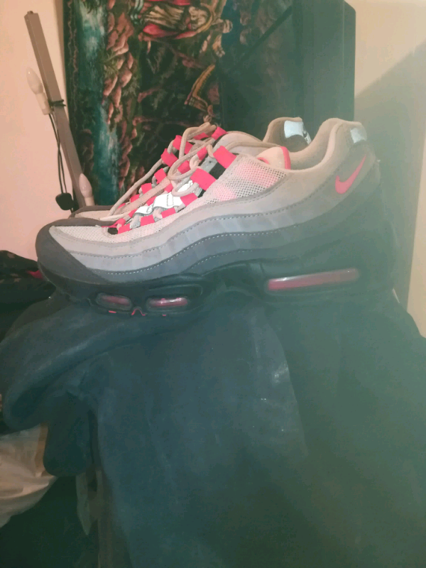 pink nike 110s